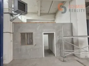 Pronájem výrobních prostor, Lednice, Komenského, 1300 m2
