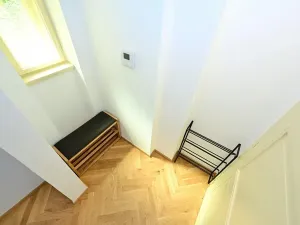 Pronájem bytu 1+kk, Praha - Smíchov, Na Březince, 32 m2