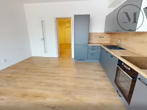 Pronájem bytu 3+kk, Hluboká nad Vltavou, U Parku, 82 m2