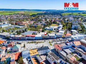 Prodej obchodního prostoru, Žďár nad Sázavou, nám. Republiky, 500 m2
