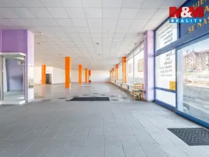 Prodej obchodního prostoru, Žďár nad Sázavou, nám. Republiky, 500 m2