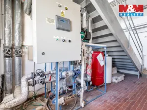 Prodej obchodního prostoru, Žďár nad Sázavou, nám. Republiky, 500 m2