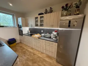 Prodej vícegeneračního domu, Kly, 200 m2