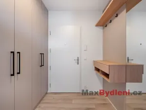 Pronájem bytu 1+kk, Liberec, Polní, 35 m2