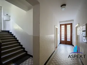 Pronájem bytu 1+1, Praha - Dejvice, Na pískách, 32 m2