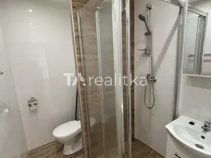 Pronájem bytu 2+kk, Karviná, Slovenská, 37 m2
