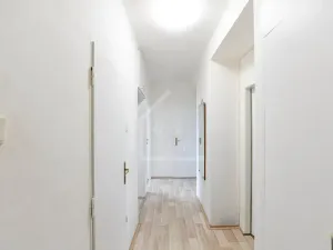Prodej bytu 3+1, Praha - Vršovice, U Slavie, 72 m2