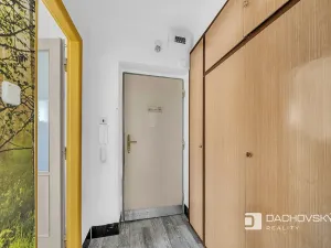 Prodej bytu 2+1, Pardubice, Teplého, 53 m2