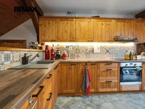 Prodej ubytování, Lipová-lázně, 703 m2