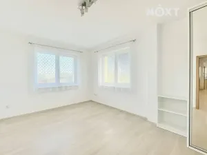 Prodej rodinného domu, Dražice, 180 m2