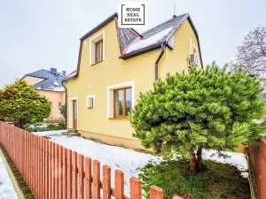 Prodej rodinného domu, Praha - Dolní Měcholupy, U svornosti, 117 m2