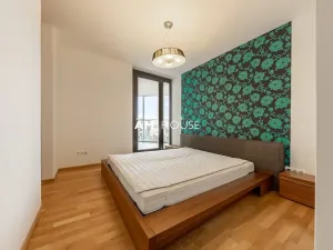 Pronájem bytu 3+kk, Praha - Žižkov, Ke kapslovně, 96 m2