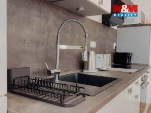 Pronájem bytu 1+kk, Jablonec nad Nisou, Máchova, 38 m2