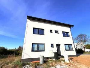 Pronájem bytu 2+kk, Brno - Ivanovice, Hřebíčková, 33 m2