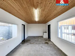Pronájem obchodního prostoru, Praha - Uhříněves, Přátelství, 38 m2