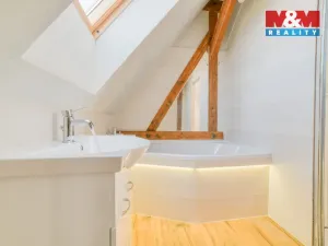 Pronájem bytu 1+kk, Cheb, Zlatá, 36 m2