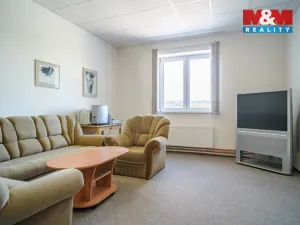 Pronájem obchodního prostoru, Kadaň, Polní, 1200 m2