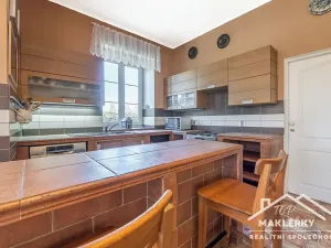 Prodej rodinného domu, Šestajovice, Máchova, 278 m2