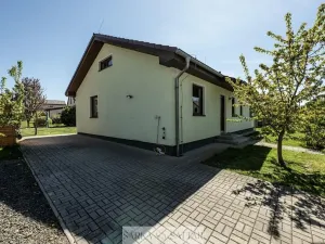 Prodej rodinného domu, Jesenice, Ostružinová, 119 m2
