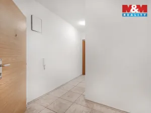 Pronájem bytu 2+1, Liberec, Holubova, 42 m2