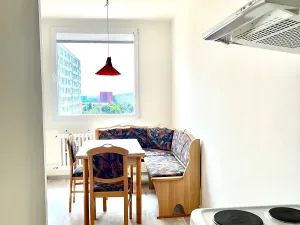 Pronájem bytu 2+1, Praha - Bohnice, Feřtekova, 66 m2