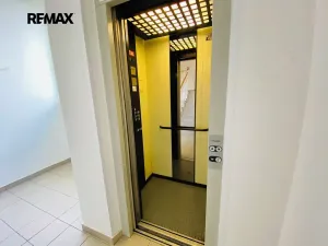 Pronájem bytu 2+kk, Brno, Húskova, 54 m2