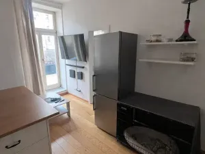 Pronájem bytu 2+kk, Praha - Bubeneč, Korunovační, 36 m2
