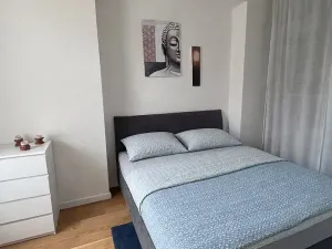 Pronájem bytu 2+kk, Praha - Bubeneč, Korunovační, 36 m2