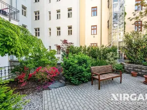 Pronájem bytu 1+kk, Praha - Nové Město, Tyršova, 30 m2