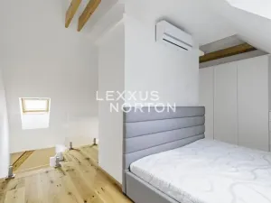 Pronájem bytu 2+kk, Praha - Staré Město, V kotcích, 70 m2