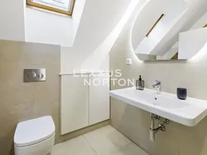 Pronájem bytu 2+kk, Praha - Staré Město, V kotcích, 70 m2