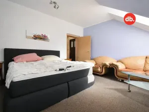 Pronájem bytu 2+kk, Karlovy Vary, náměstí Republiky, 55 m2