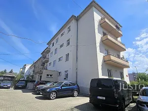 Prodej bytu 3+1, Písek, Baarova, 80 m2