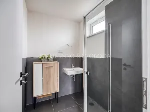 Prodej apartmánu, Frymburk, 233 m2