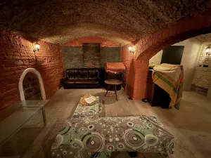 Pronájem obchodního prostoru, Praha - Nové Město, Rumunská, 200 m2