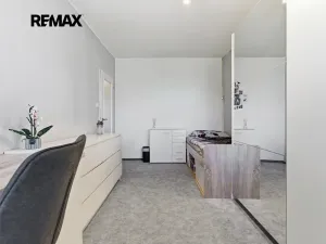 Prodej bytu 3+kk, Praha - Prosek, Vysočanská, 73 m2