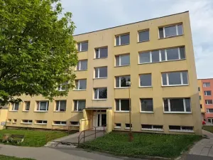 Prodej bytu 3+1, Nové Strašecí, Žižkovo náměstí, 70 m2