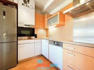 Pronájem bytu 3+kk, Praha - Vysočany, Nepilova, 93 m2