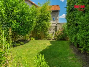 Prodej obchodního prostoru, Kladno - Kročehlavy, Vrchlického, 163 m2