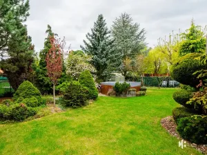 Prodej rodinného domu, Měšice, Na Rejdišti, 237 m2