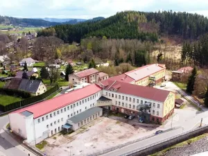 Pronájem skladu, Trutnov, Tovární, 468 m2