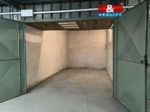 Pronájem garáže, Kladno, Bellevue, 19 m2