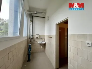 Pronájem výrobních prostor, Město Albrechtice, L. Janáčka, 410 m2