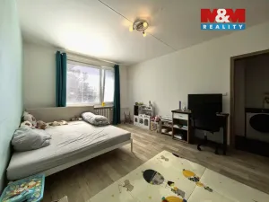 Pronájem bytu 2+kk, Hradec Králové, Hrubínova, 36 m2