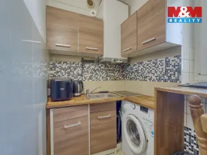 Prodej bytu 1+1, Plzeň - Jižní Předměstí, Thámova, 27 m2