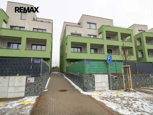 Pronájem bytu 1+kk, Chýně, Premonstrátů, 37 m2