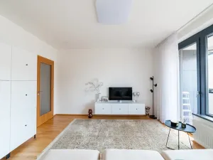 Prodej bytu 2+kk, Praha - Holešovice, U průhonu, 57 m2