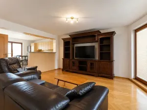 Pronájem rodinného domu, Praha - Nebušice, Nad Želivkou, 262 m2