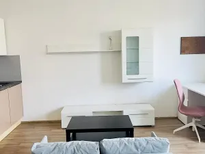 Pronájem bytu 1+kk, Praha - Letňany, Škrábkových, 33 m2