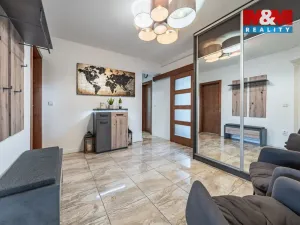 Prodej rodinného domu, Křenice, Šípková, 183 m2